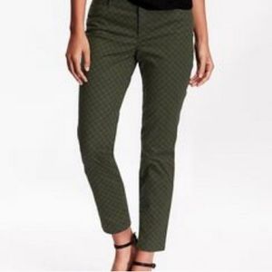 Old Navy Pixie Trouser